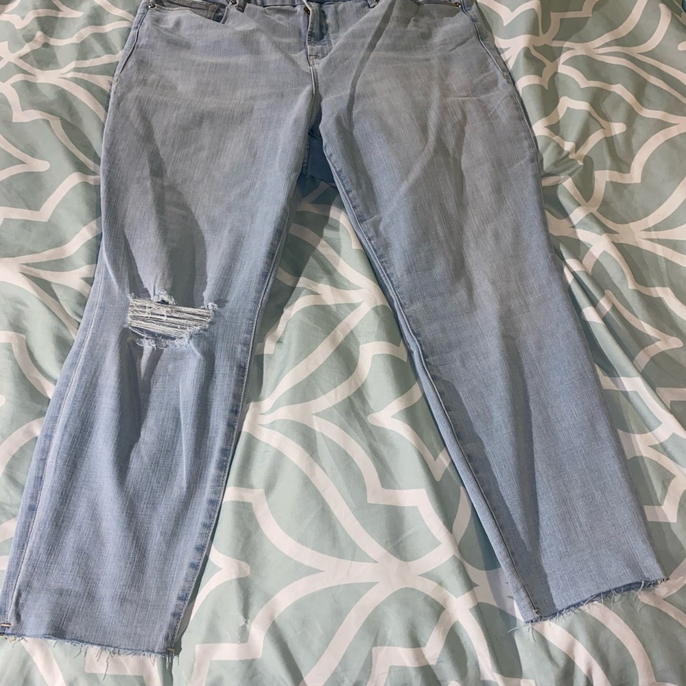 Good American cropped jeans